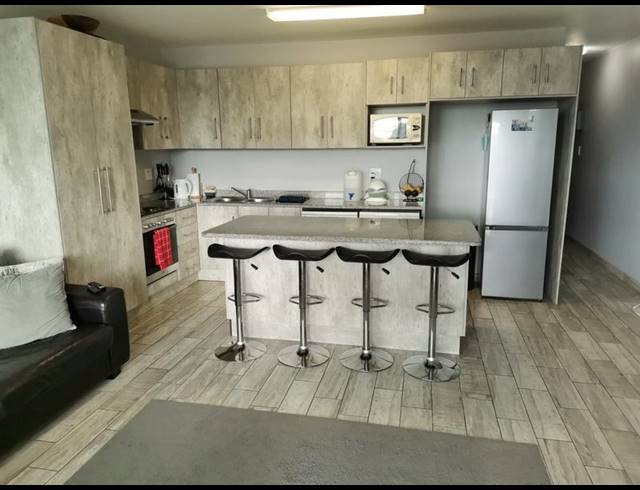 3 BEDROOM APARTMENT FOR SALE IN ISLAND VIEW